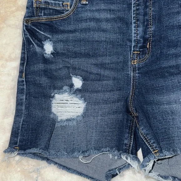Old Navy High Rise Distressed Stretch Denim Jean Shorts - Women’s 2 - Picture 3 of 8